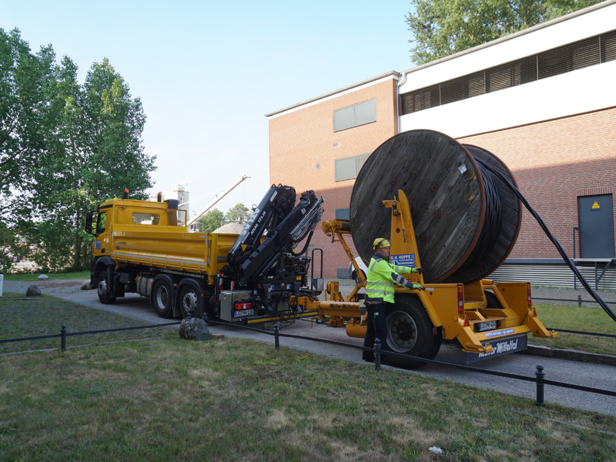 Hoppe Tief- und Leitungsbau GmbH - Kabel ziehen 11